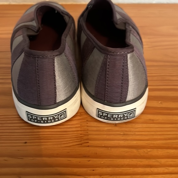 SPERRY | SILVER & GRAY RIBBON SLIP-ONS, SZ 7.5M - Picture 3 of 8